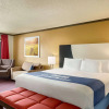 Отель Days Inn by Wyndham Bend, фото 3