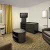 Отель Candlewood Suites Richmond-South, an IHG Hotel, фото 18