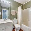 Отель Charlotte Townhome w/ Deck: 18 Mi to Downtown!, фото 10
