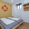 Отель Dude Beach Hostel, фото 3