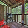 Отель Romantic Gatlinburg Cabin w/ Hot Tub & Pool Access, фото 4