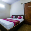Отель UK Residency By OYO Rooms, фото 4