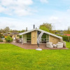 Отель 8 Person Holiday Home in Hejls, фото 27