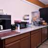 Отель Americas Best Value Inn Richmond South, фото 20