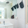 Отель Bright Gorgeous Studio in Chelsea, 2 Guests, фото 9