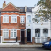 Отель Fabulous 4 Bed House With Garden in Fulham, фото 21