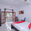 Отель OYO 435 Moon Beach Villa, фото 4