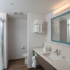 Отель Hampton Inn & Suites Manistee Waterfront, фото 9