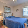 Отель Cozy Oak Island House < 1 Mi to Beaches!, фото 4