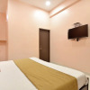 Отель New Arya 2 by OYO Rooms, фото 16