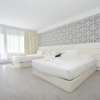 Отель Suite 1100 West Av - in a 4 Hotel Pool With DJ #601, фото 11