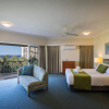 Отель Coolum Seaside, фото 3