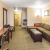 Отель Comfort Suites Anchorage International Airport, фото 4