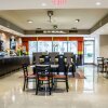 Отель Quality Suites Fort Myers - I-75, фото 41