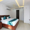 Отель OYO 14384 Luxury residency, фото 3