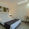 Отель Eluxio Suite Hotel, фото 3