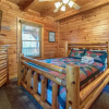 Отель Mountain Dreams II 3 Bedroom Home with Hot Tub, фото 10
