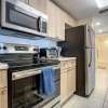 Отель Stunning 2 2 Condo With Peek-a-boo Views of the Ocean Across the Street Ow1-505, фото 7
