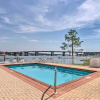 Отель Okaloosa Island Escape: Bayfront Condo Near Beach, фото 15