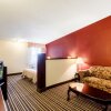 Отель Red Roof Inn & Suites Terre Haute, фото 40