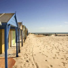 Отель Seaside Serenity 3-bed Deck Garden Near Shore, фото 22