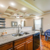 Отель San Antonio Townhome ~ 2 Mi to Aquarium!, фото 14