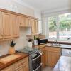 Отель The Cottage a Superb Family Coastal Retreat, фото 6
