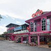 Отель OYO 89984 Noris Wang Homestay, фото 14