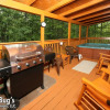 Отель A Mountain Lair 1631 - Two Bedroom Cabin, фото 16