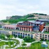 Отель Qingdao Red Rock Hotel, фото 1