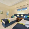 Отель Atoll Close Port Douglas Holiday House, фото 5