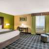 Отель Quality Inn & Suites, фото 18