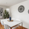 Отель The Jetty Beach Apartment by Ready Set Host, фото 13