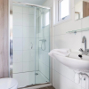 Отель Comfy Chalet With Microwave, 500 m. From the Beach, фото 8