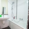 Отель 2 Bedroom 2 Bathroom Apartment in Central Milton Keynes with Free Parking and Smart TV - Contractors, фото 17
