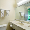 Отель Quality Inn & Suites, фото 9