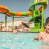 Отель Chalet Casablanca, 80m2 met veel comfort op fantastisch 5-sterren vakantiepark met zwembaden, фото 21