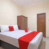 Отель RedDoorz near Hartono Mall 3, фото 28