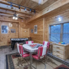 Отель Ern854 - Wagon Wheel Lodge - Great Location! Close To All The Action! 9 Bedroom Cabin by RedAwning, фото 32
