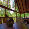 Отель Moose Lodge with Hot Tub, фото 3