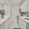 Отель Downtown 2 Bedroom Mountain Vacation Rental in the Heart of Downtown Aspen One Block From Silver Que, фото 9