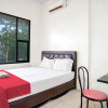 Отель OYO 92609 Guest House Malay Singkawang, фото 4
