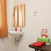 Отель RedDoorz Syariah near Universitas Serambi Mekkah, фото 26