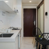 Отель Elegant And Comfortable Studio Sky House Bsd Apartment, фото 7
