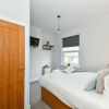 Отель Long Eaton Modern 4bed House, фото 22
