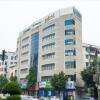 Отель City Comfort Inn Yulin Qingnian Square в Юйлине