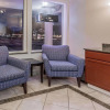 Отель Breeze Inn & Suites, фото 2