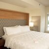 Отель Holiday Inn Hotel And Suites Fayetteville W-Fort Bragg Area, An Ihg Hotel, фото 3