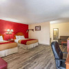 Отель Econo Lodge, фото 5