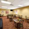 Отель Rodeway Inn & Suites, фото 11